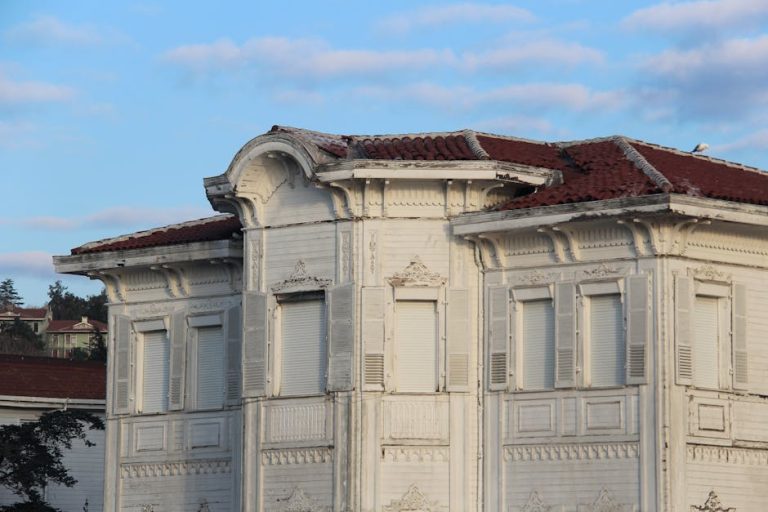 Строительство домов из бруса в Екатеринбурге под ключ