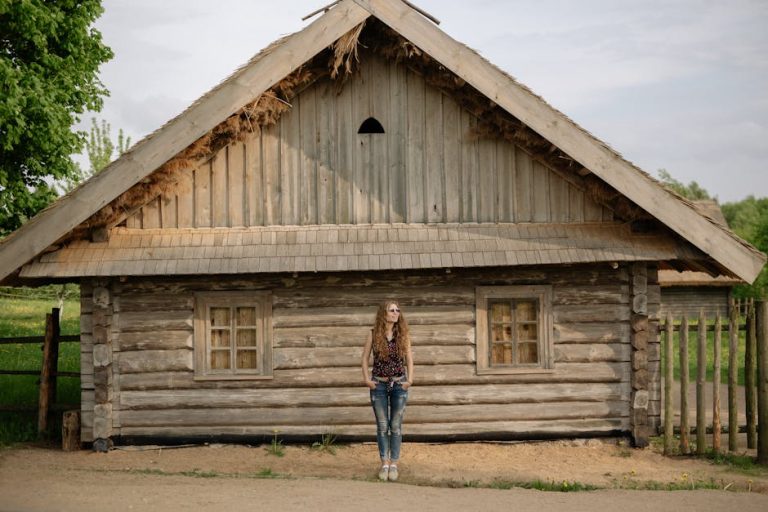 Строительство домов из клееного бруса под ключ в Екатеринбурге