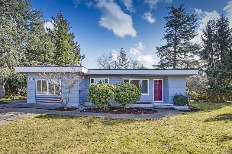 Строительство домов из бруса под ключ в Екатеринбурге