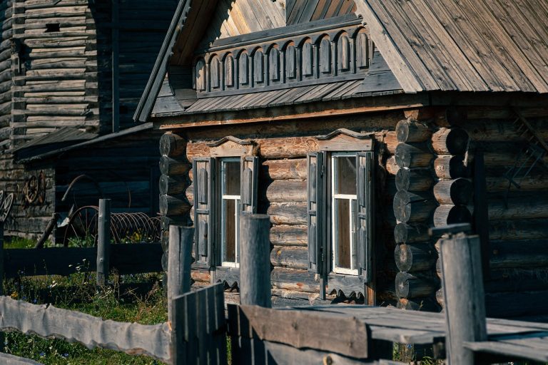 Строительство домов из клееного бруса