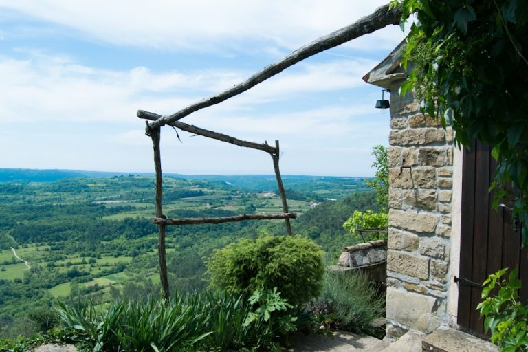 Строительство домов и бань из клееного бруса под ключ в Екатеринбурге