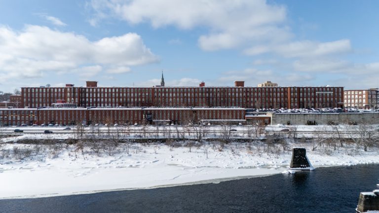 Строительство домов из клееного бруса под ключ в Екатеринбурге