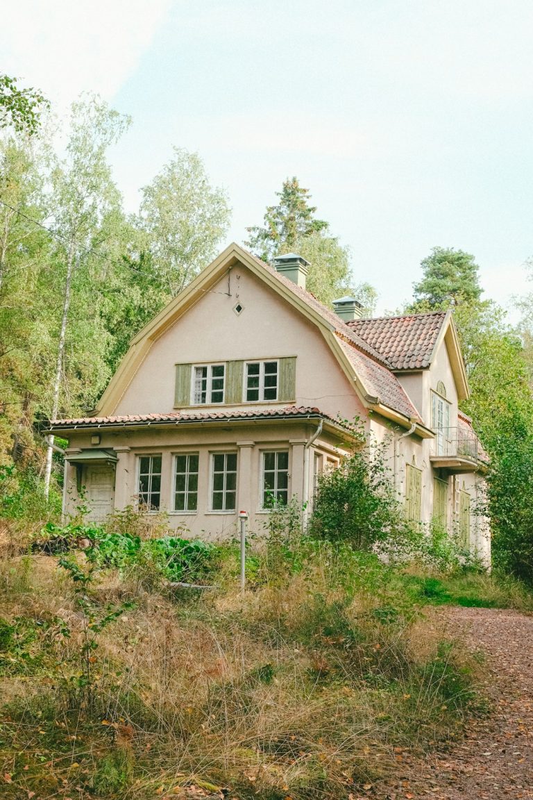 Строительство домов из клееного бруса под ключ в Екатеринбурге