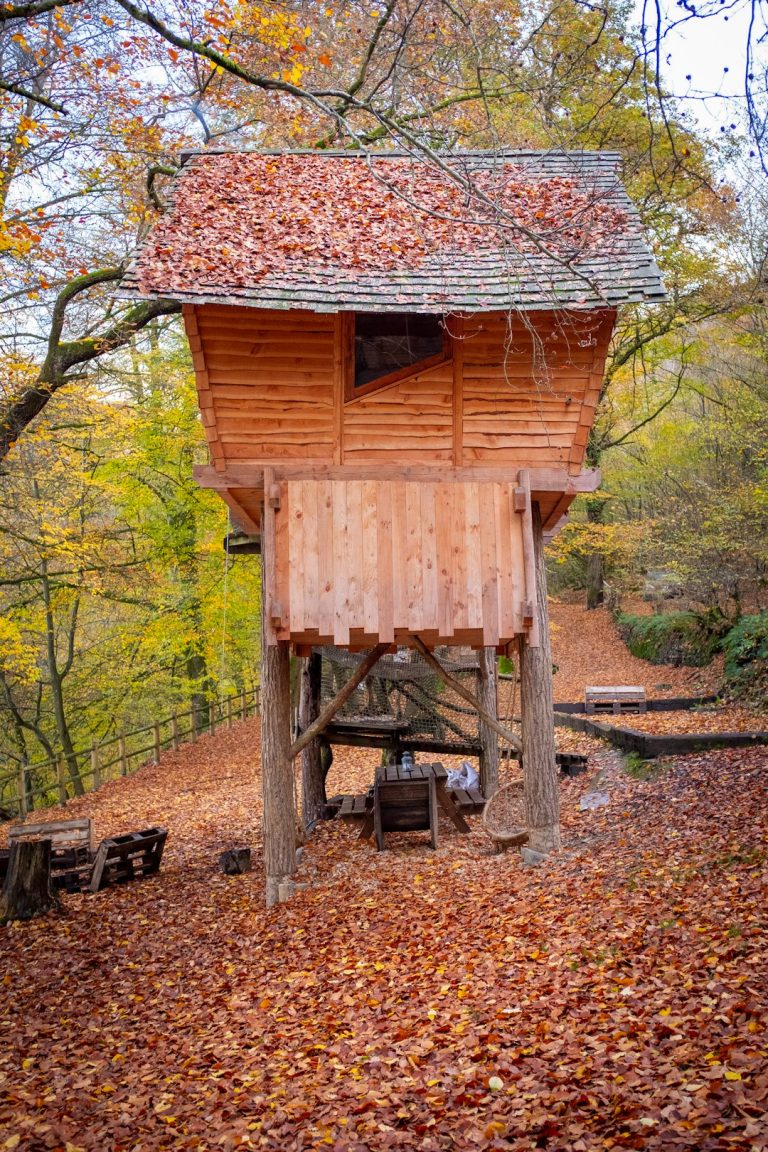 Производство клееного бруса и строительство деревянных домов под ключ
