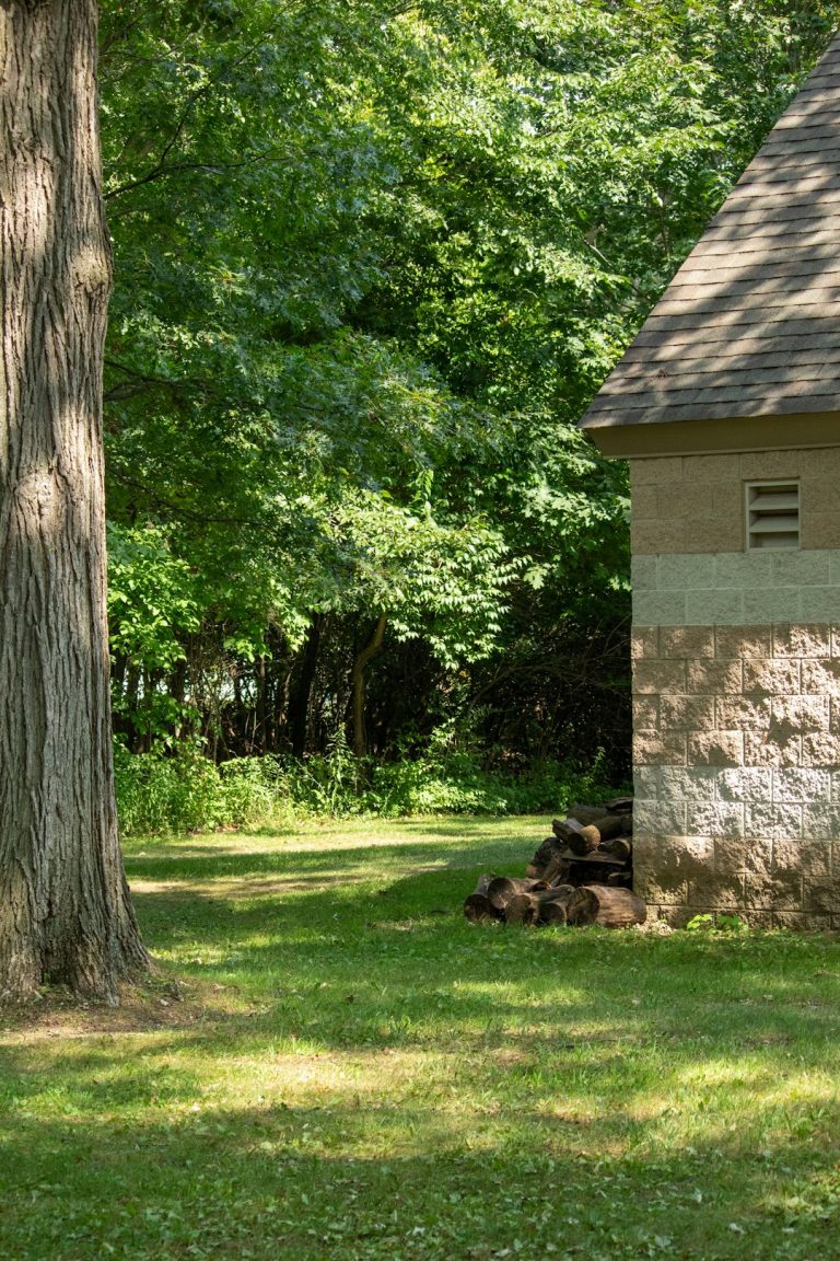 Преимущества и цены домов из клееного бруса под ключ в Екатеринбурге